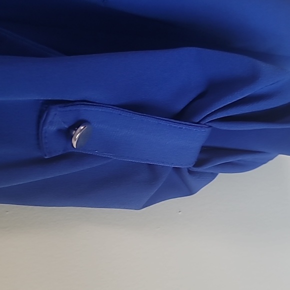 Blouse round neck front exposed zipper Vibrant Blue Roll tab sleeves SZ XL - Picture 3 of 9